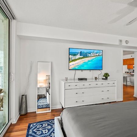 Luxurious 1Br High Rise Condo Brickell-Free Parking Miami Exterior photo