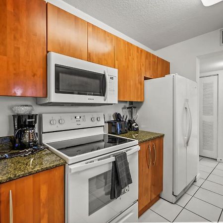 Luxurious 1Br High Rise Condo Brickell-Free Parking Miami Exterior photo