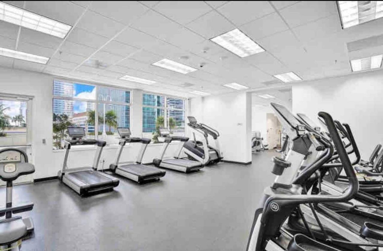 Luxurious 1Br High Rise Condo Brickell-Free Parking Miami Exterior photo