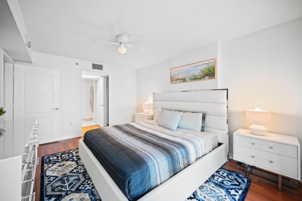 Luxurious 1Br High Rise Condo Brickell-Free Parking Miami Exterior photo