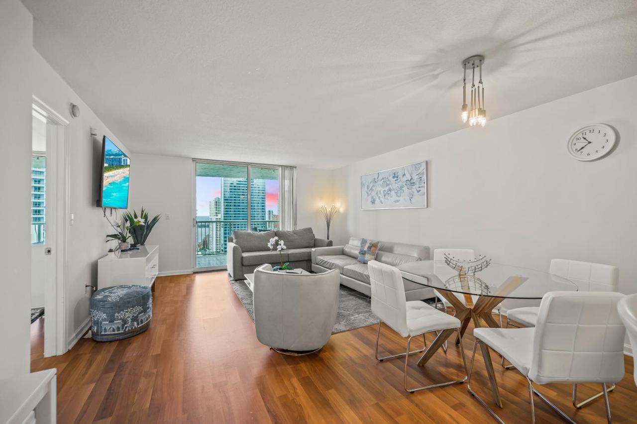Luxurious 1Br High Rise Condo Brickell-Free Parking Miami Exterior photo